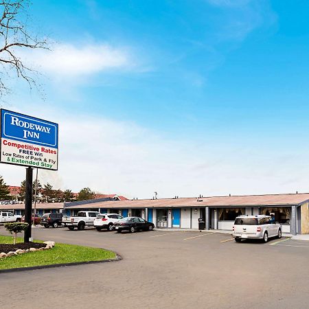 Rodeway Inn Metro Airport Ром'юлус Екстер'єр фото