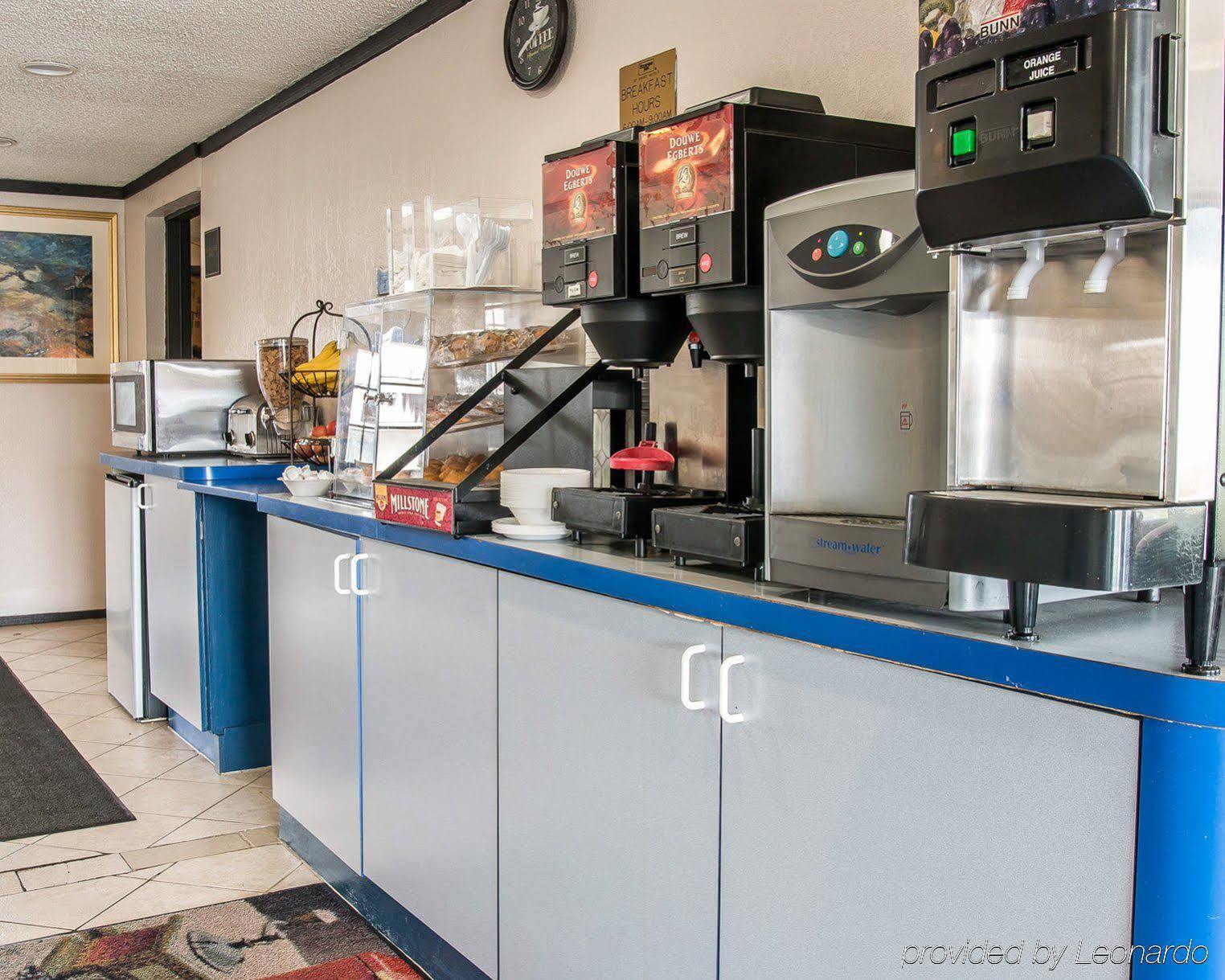 Rodeway Inn Metro Airport Ром'юлус Екстер'єр фото